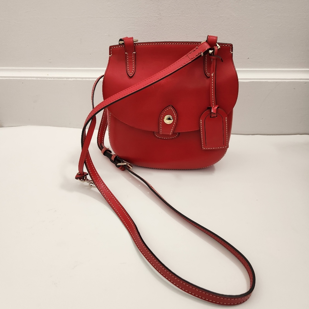 Dooney and Bourke Alto Collection red leather crossbody saddle bag small